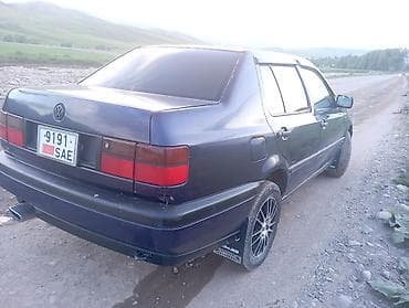 prius plus: Volkswagen Vento: 1994 г., 1.8 л, Механика, Бензин, Седан — 5