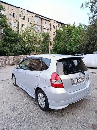 хонда истеп 1: Honda Fit: 2003 г., 1.3 л, Вариатор, Бензин, Хетчбек — 6