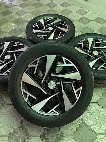 Литые Диски R 17 Hyundai, Комплект, отверстий - 5, Б/у