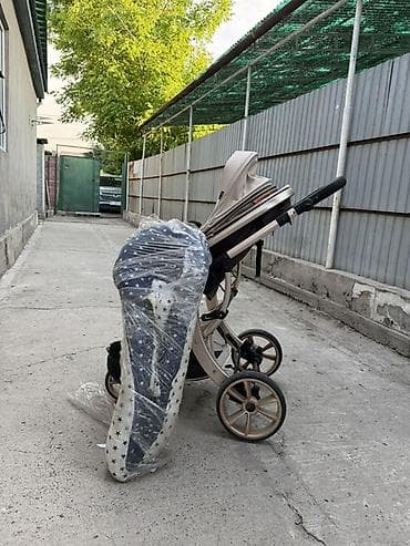 коляски для новорожденных: Коляска, Другой бренд, цвет - Золотой, Б/у — 4