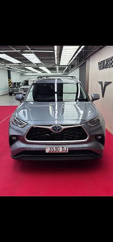corolla 2022: Toyota Highlander: 2022 г., 2.5 л, Автомат, Гибрид, Кроссовер — 5