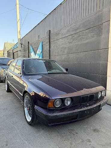 BMW 5 series: 1990 г., 2 л, Механика, Бензин, Седан — 1