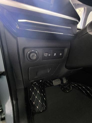 hammer h3: Wuling Almaz/Астерион (кроссовер, светло‑голубой) Основные — 6