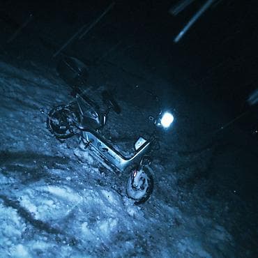 Электроскутер (электровелосипед-скутерного типа) - Компоновка: низкая