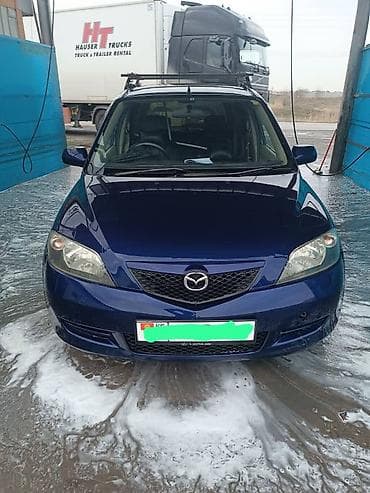 hyundai genesis: Mazda Demio: 2003 г., 1.5 л, Автомат, Бензин, Хэтчбэк — 2