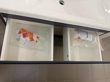 silver kitchen: Тумба с умывальником для ваннойРоссия - Современный комплект — 4