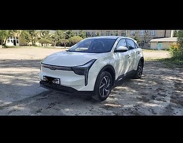 mini cuper: Электромобиль кроссовер (белый цвет), 5 дверей, 5 мест. Кузов и — 5