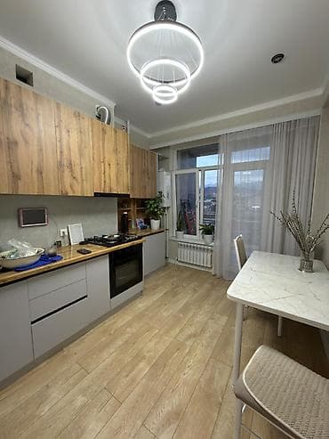 Батирлер: Продаётся квартира, 45 м² Адрес: Молдокулова 2 Район: Кок-Джар ЖК — 6