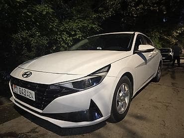 Продажа авто: Hyundai Avante: 2021 г., 1.6 л, Вариатор, Бензин, Седан — 2