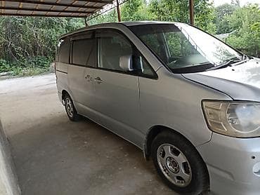 Унаа: Toyota Noah: 2003 г., 2 л, Автомат, Бензин, Вэн/Минивэн — 2