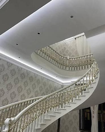 табоички для домов: Деревянная лестница Для дома, Форма лестницы: Много-маршевая, Стиль: Классический — 5