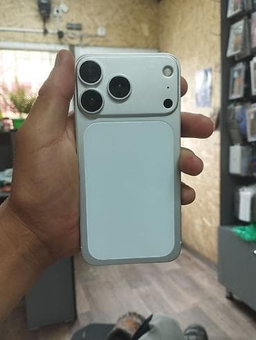 Мобильные телефоны: IPhone Xs, Б/у, 256 ГБ, Белый, Чехол, 100 % — 2