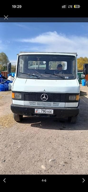 миксеры б у: Грузовик, Mercedes-Benz — 1