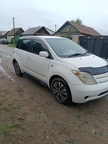 chery tigo: Toyota Ist: 2002 г., 1.3 л, Автомат, Бензин, Седан — 2