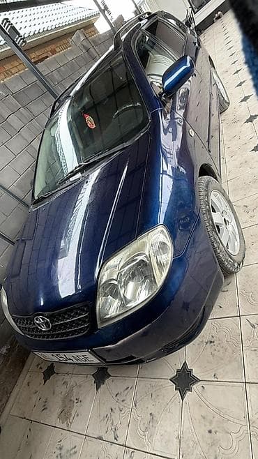Toyota Corolla: 2001 г., 1.6 л, Ручные, Бензин, Универсал