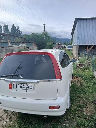 арзан матиз 1: Honda Stream: 2002 г., Универсал — 3