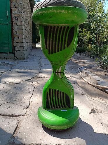 Музыкальные инструменты: Гироскутер в ярком зеленом цвете. Оснащен двумя колесами с резиновыми — 1