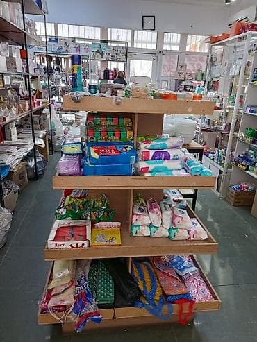 ижарага магазин: Сдаю место (отдел)в магазине под мыломойку. Место находится в магазине — 2