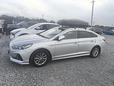 red cell: Hyundai Sonata: 2018 г., 2 л, Автомат, Газ, Седан — 6