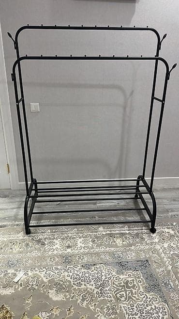 Металлическая напольная вешалка-гардероб на колесиках - Два