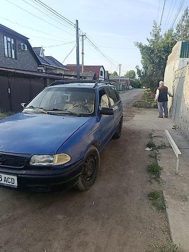 astra: Opel Astra: 1991 г., 1.4 л, Механика, Универсал — 2