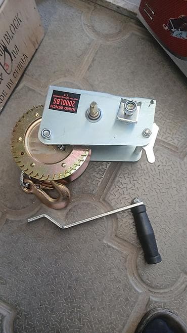 лебетка ручная: Ручная лебедка Hand Winch 2000 lbs (около 900 кг) - Механическая — 1