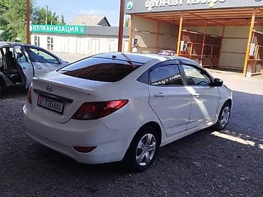 roewe ei5: Hyundai Solaris: 2013 г., 1.4 л, Механика, Бензин, Седан — 7