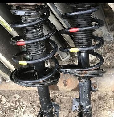 Комплект амортизаторов Lexus Б/у