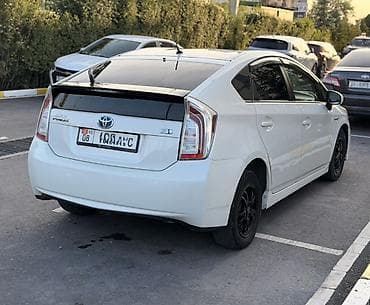 тайота в: Toyota Prius: 2015 г., 1.8 л, Автомат, Гибрид, Хэтчбэк — 3