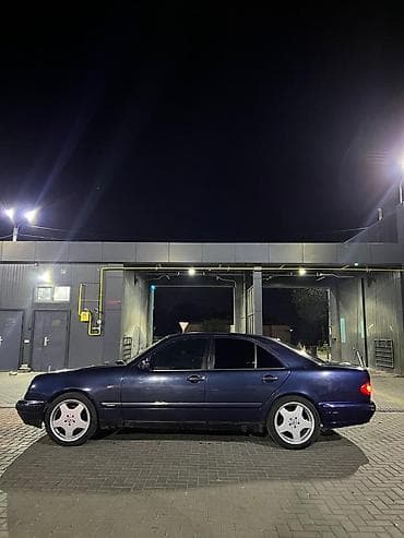 панель w210: Mercedes-Benz E-Class: 1996 г., 4.2 л, Автомат, Бензин, Седан — 3