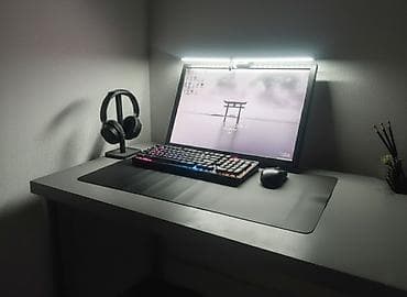 маниторы на авто: Компьютер, ядер - 4, ОЗУ 16 ГБ, Игровой, Б/у, Intel Xeon, AMD Radeon RX 580, HDD + SSD — 1