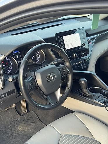 камри продаю: Toyota Camry: 2021 г., 2.5 л, Вариатор, Гибрид, Седан — 9