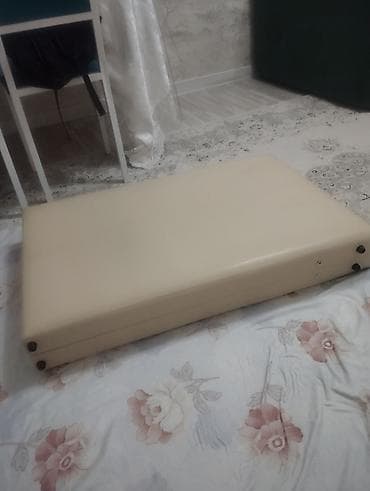 массажный столик: Складная косметологическая кушетка Б/У - Тип: переносная складная — 3