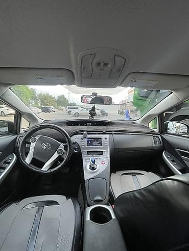 abs prius: Toyota Prius: 2015 г., 1.8 л, Автомат, Гибрид, Хэтчбэк — 3