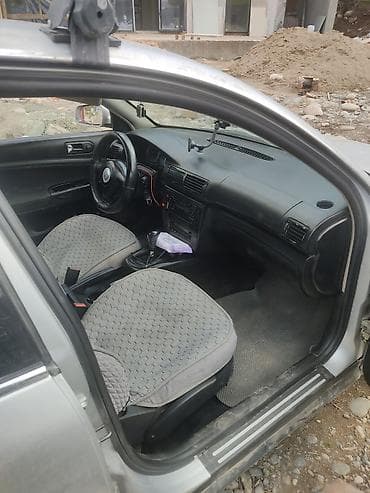 хонда адисей левый: Volkswagen Passat: 2004 г., 2 л, Механика, Дизель, Седан — 4