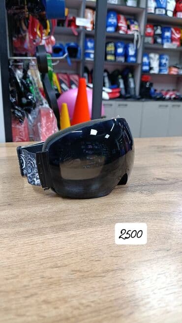 лыжный очки: Очки маски лыжные Шлем для лыж для сноуборда Каска Горнолыжная каска — 1