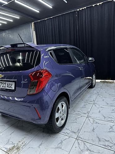 Chevrolet: Chevrolet Spark: 2016 г., 1 л, Вариатор, Бензин, Хэтчбэк — 4