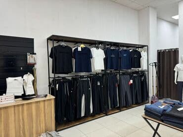 дом ул салиева: Сдаю Магазин, В бизнес центре, 70 м² Действующий, С ремонтом, Электричество, 1 линия — 4