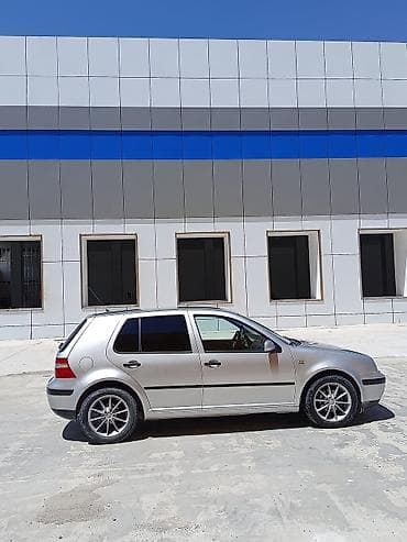 Volkswagen Golf: 2003 г., 1.6 л, Кол менен иштөөчү, Бензин, Хетчбек — 6