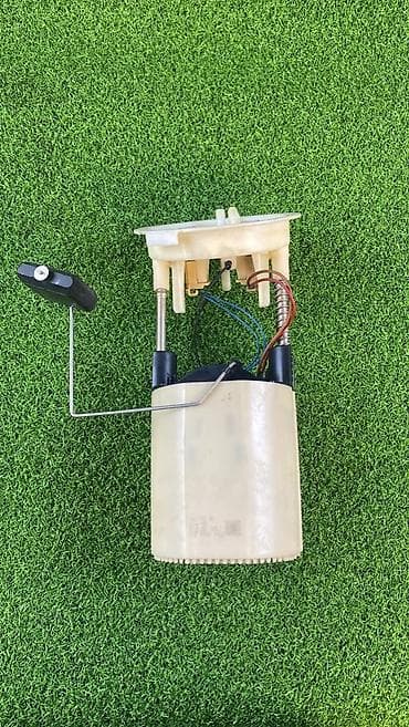 Топливный насос бмв е90 Бензонасос е90 n52 Топливный насос bmw e90