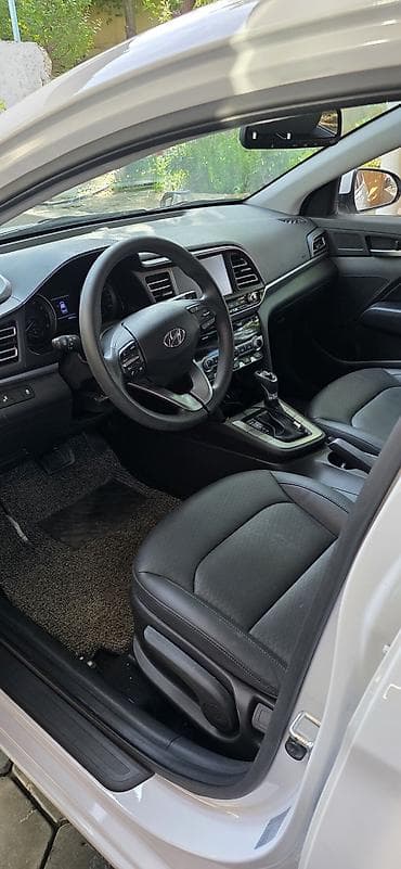hyundai elantra 2023: Hyundai Elantra: 2019 г., 1.6 л, Автомат, Бензин, Седан — 10