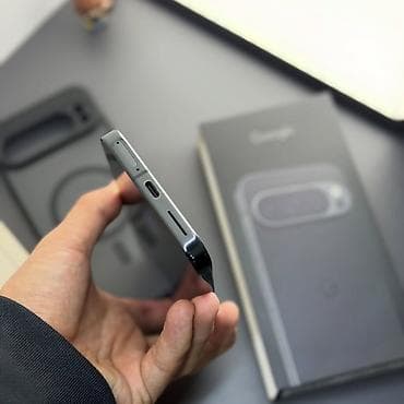 поко арзан: Google Pixel 9 Pro XL, Б/у, 256 ГБ, цвет - Черный, 1 SIM, eSIM — 3