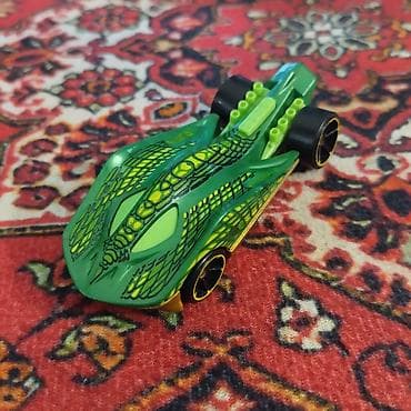 игровые наборы паркинги: Набор БУ машинок Hot Wheels для коллекционеров — 4