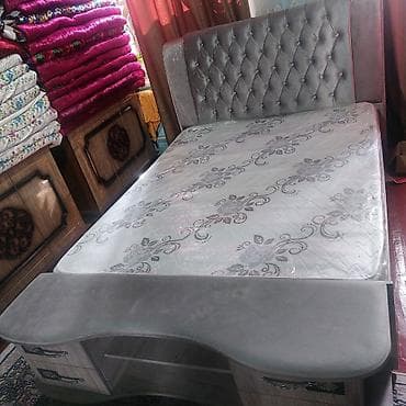 спальный б у: Спальный гарнитур, Двуспальная кровать, Дерево, цвет - Серый — 1