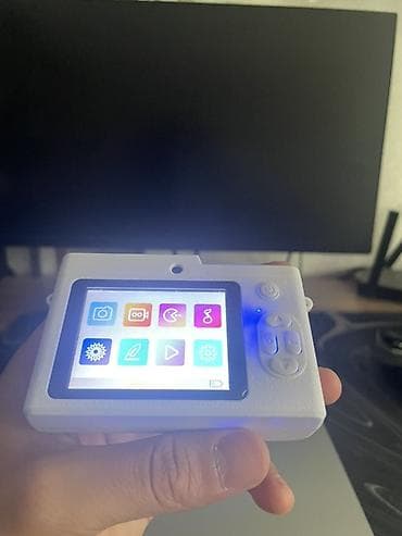 web camera: Цифровая камера, мыльница Есть фотки и видео снятые на камеру, могу — 2