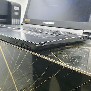 Acer Predator Helios 300 (модель G3-572) — игровой 15.6" ноутбук — 9