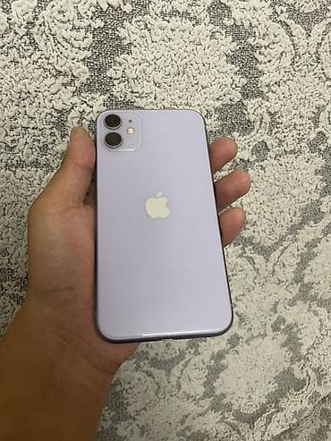 macbook 11: IPhone 11, фиолетовый корпус - Экран (Liquid Retina). На дисплее — 3