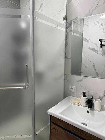 12 avenue: Сдается 1-комнатная квартира в хорошем районе. в квартире есть все — 4