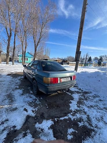 Audi 80: 1987 г., Седан