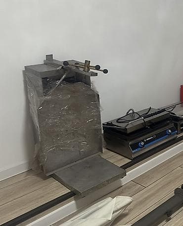 Промышленный аппарат для разделки/рубки мяса и костей (настольный